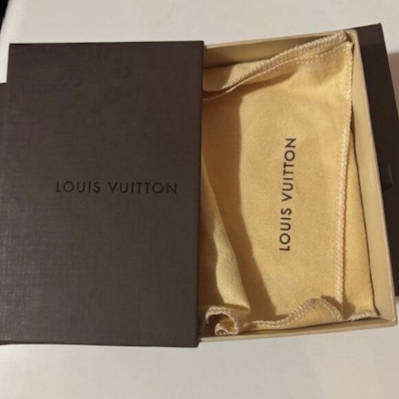Louis Vuitton Boxes (2) - Picture 3 of 5